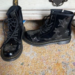 Girls sparkly dr martens size 3